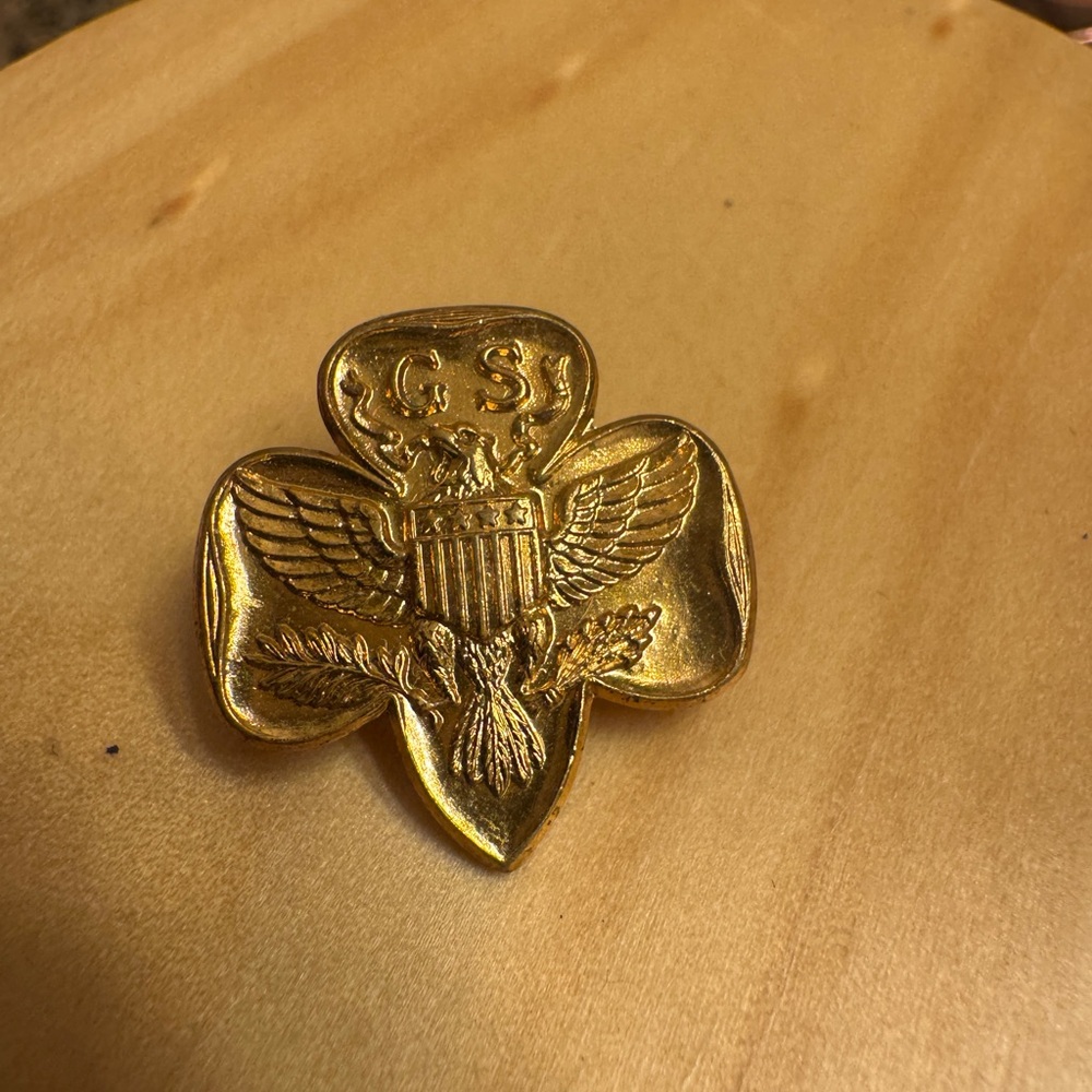 Girl Scout Official Gold Tone Emblem Pin
